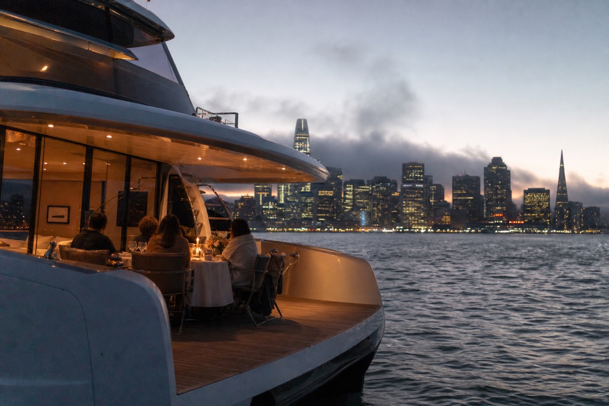 Premier Brunch or Dinner Cruise